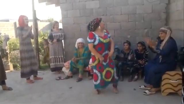 духтари точик бо ракси замонави смотреть онлайн