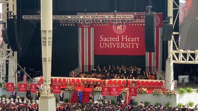 #Sacred Heart University (SHU) #Convocation #usa #Bridgeport |TIME TO TRAVEL| смотреть онлайн