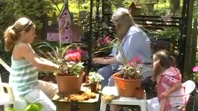 A Garden For All Seasons - Planter For Mother's Day смотреть онлайн