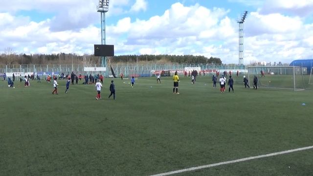 22.04.2017. ФК Минск (Киреенко) - ФК Минск (Данейко) Первый тайм. смотреть онлайн