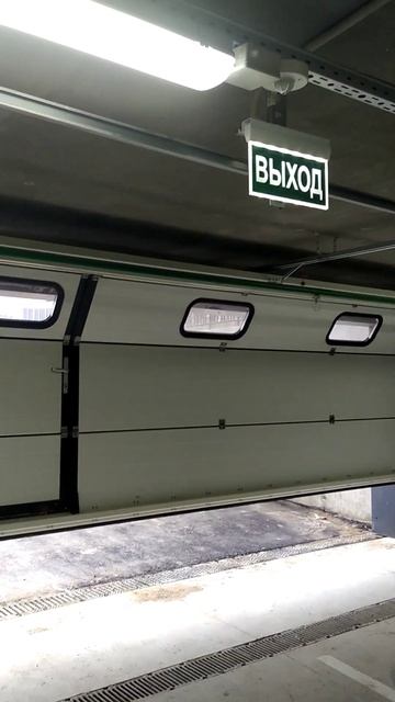 Паркинг. Компенсация воздуха при сработке дымоудаления, когда нет клапанов. смотреть онлайн