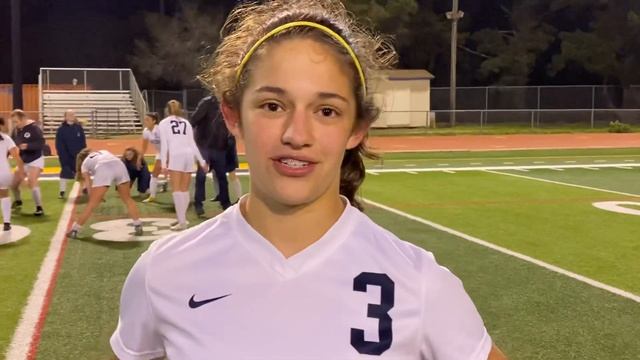 Aptos High soccer player Susana Estrada смотреть онлайн
