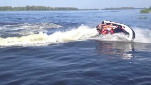 Трюки на гидроцикле. Sea-Doo brp 2013