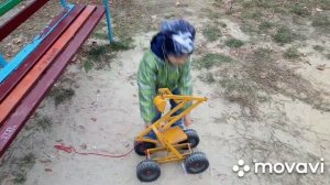 САМОДЕЛЬНЫЙ РЫЧАЖНЫЙ ЭКСКАВАТОР ДЛЯ ДЕТЕЙ КОПАЕМ В ПЕСОЧНИЦЕ