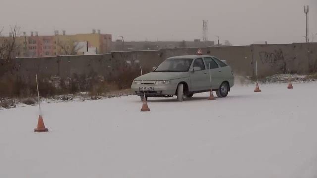 Автокурсы. Змейка смотреть онлайн