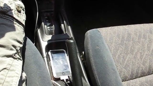 KICKER CVR 2 12 W ZX750.1 AMP