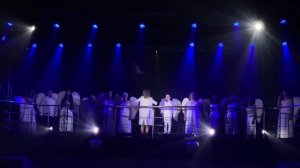 Антон Субботин и сводный хор - Silent night. Тихая ночь .  Рождественский мьюзикл «Рождение Любви»