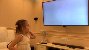Моя PlayStation4😊 Показываю как пользоваться PlayStation4 в 4 года😜