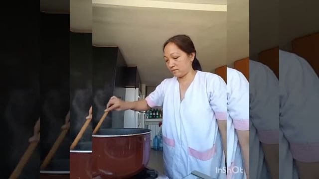 lola Bels vlog#15 cooking with Ella(cauli flower and eggplant stew and meatballs with potato) смотреть онлайн