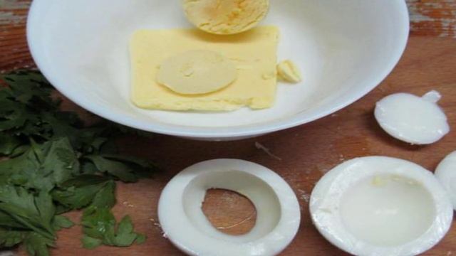 Бутерброды с икрой трески