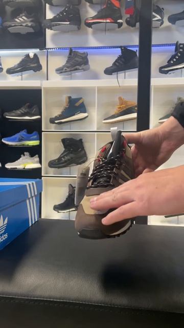 Обзор кроссовок Adidas Originals GX6155 sport-discount.com.ua смотреть онлайн