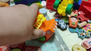 играем в детские игрушки