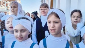 «ВОСКРЕСЕНИЕ ХРИСТОВО ВИДЕВШЕ»: ХОР ГИМНАЗИСТОК НА ПРЕСТОЛЬНОМ ПРАЗДНИКЕ