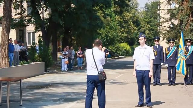 Урочисте вручення дипломів смотреть онлайн