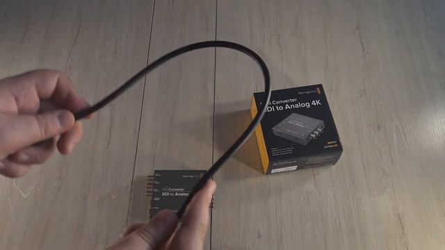 Подключение кабеля GS-PRO 12G SDI BNC-BNC к конвертеру Blackmagic Mini Converter-SDI to Analog 4K