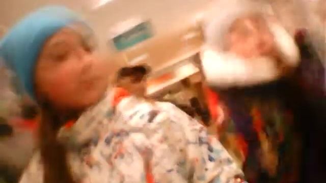 Гулянка с подругой:) смотреть онлайн