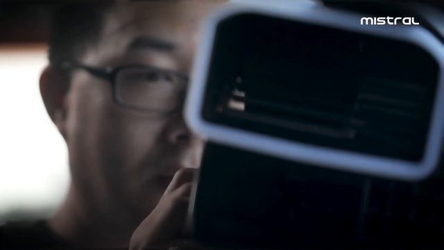 Mistral Blade Free Fan with Air Purifier MBFAP500 (with subtitle) смотреть онлайн