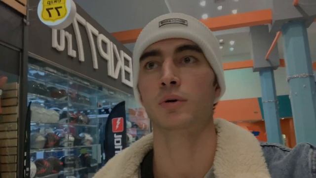 Сьемка в клипе. Выбираю новый байк. Стильная сьемка. смотреть онлайн