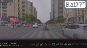 Момент ДТП не попал на видеокамеру в Китае