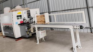 Четырехстороний MoulderTec 416 с автоматической подачей