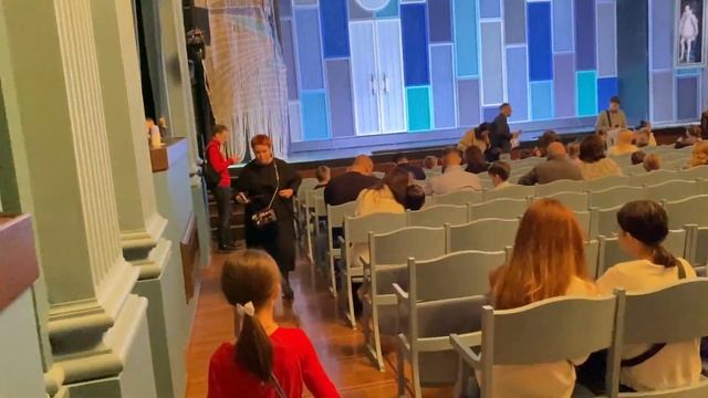 ПРИШЛИ В ТЕАТР НА КЕНТЕРВИЛЬСКОЕ ПРИВЕДЕНИЕ. ТЕАТР НА МАЛОЙ БРОННОЙ