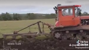 ДТ 75 а работе с плугом плн 4 35