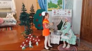 Сэхнэлэштерелгэн татар халык экияте "Оч  кыз".