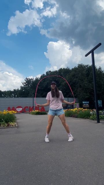 Как превратить скучную тренировку в хобби: танцы со скакалкой! #jumprope #choreo #скакалка #skipping