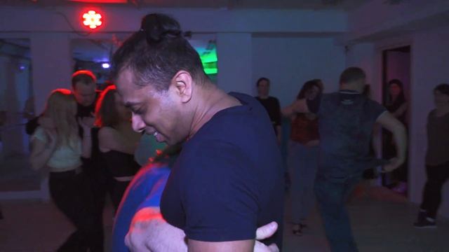 Сюрприз на 1 апреля. Касун Шри-Ланка в роли партнерши на Salsa Social Party  2023.04.01