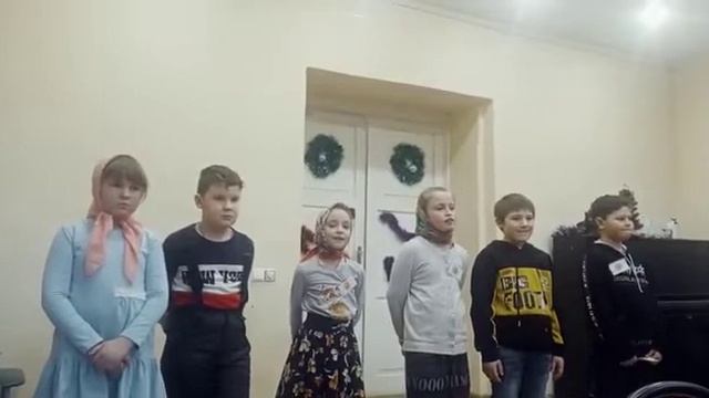 Рождественское поздравление. Стихи. (2 и подготовительный классы ВВШ, 2022 год) смотреть онлайн