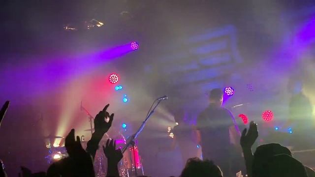 Neon Trees Sleeping With A Friend The Showbox Seattle June 6, 2015 смотреть онлайн