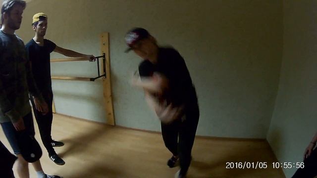 Girl SMMZ/X Brutal Chaser смотреть онлайн