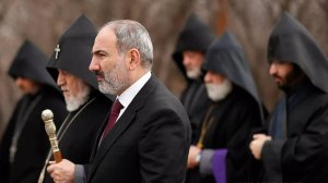 2025. АРМЕНИЯ: ПАШИНЯН И ЕГО МИНИСТРЫ НЕ ПРИШЛИ НА ПАСХАЛЬНУЮ СЛУЖБУ. Мнение А.РОЖИНЦЕВА