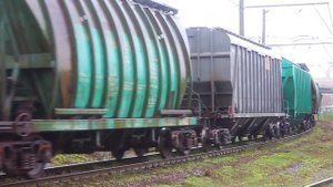 2ЭС4К-016 (РЖД/Окт, ТЧ-21 Волховстрой) с "монотонным" грузовым поездом