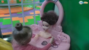 ✔ Кукла и Ярослава на прогулке в Детском Городке / Alive Doll are walking in the children's town ✔