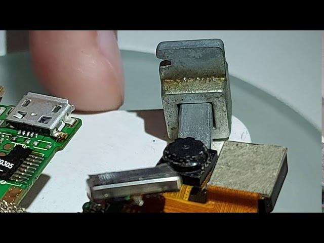 Не заряжается телефон Vertex impress luck