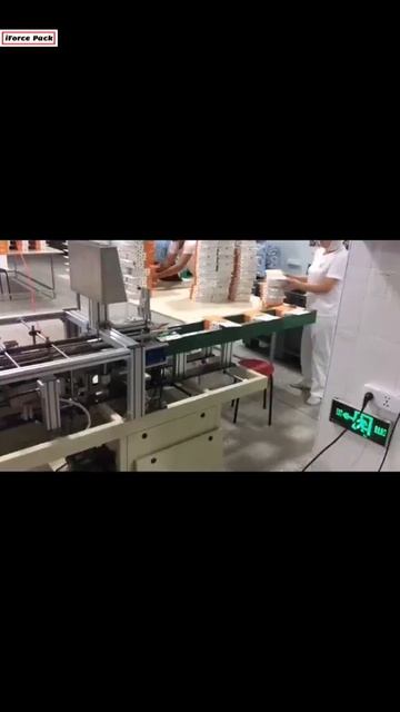 Semi automatic food carton box hot melt glue folding sealing machine with long conveyor carton feed