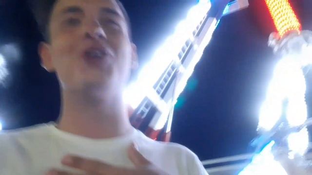 VLOG:Вечерний Геленджик|Парк аттракционов|Катаемся на самых опасных аттракционах|Мороженое на плите