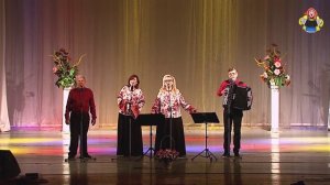 "ДЕЛО БЫЛО В ГОРОДКЕ" поёт ансамбль "Ветка сирени" в гостях у "Митрофановны"