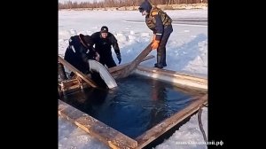 Поиск и подъем затонувшего снегохода река Иртыш