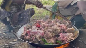 ВКУСНАЯ ЕДА 😋 ОХОТА УДАЛАСЬ // ДЕРЕВНЯ ХАДЗАБЕ