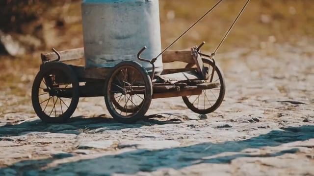 Лісапетний батальйон  «Давай, баби, давай!...»