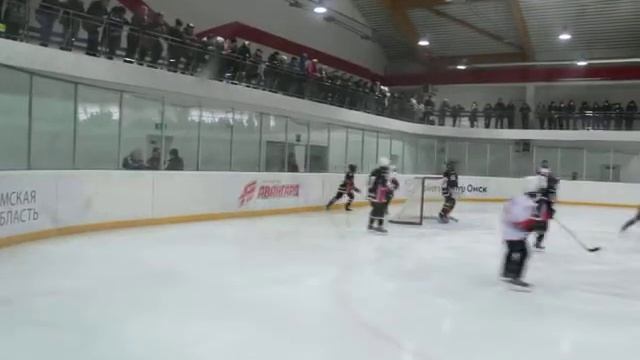 25.10 2014 Авангард 2002-Трактор 2002 смотреть онлайн