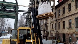 Работа львовского погрузчика 41030