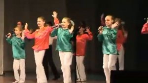 Попурри  на  темы  песен  М.  Дунаевского.