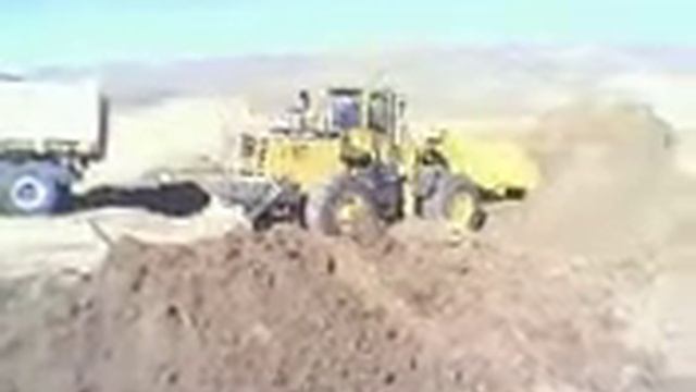 Cargador Frontal SEM ZL60G CRESKO S.A.  - NUÑOA (JULIACA) смотреть онлайн