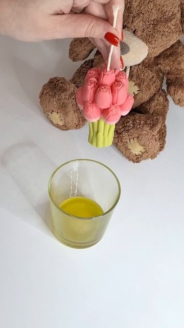 делаем свечу с тюльпанами🌷