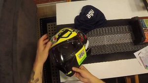 Unboxing AGV K3 SV