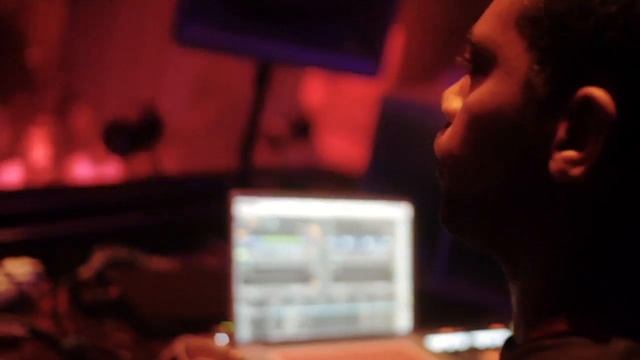 Carl Craig DJing /w Traktor Pro 2 @ We Love Space | Native Instruments смотреть онлайн