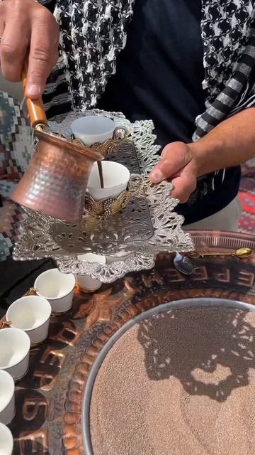 В Дербентской крепости Нарын-Кала можно выпить вкуснейший турецкий кофе из красивых чашечек 🥰 смотреть онлайн